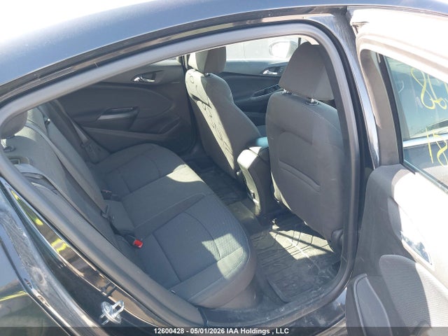 1G1BE5SM9J7223081 Chevrolet Cruze