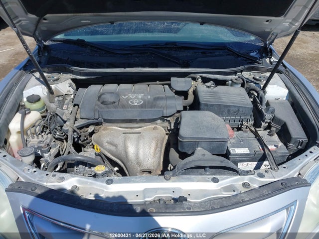 12600431 :رقم المزاد ، 4T1BF3EKXAU074504 vin ، 2010 Toyota Camry Le مزاد بيع