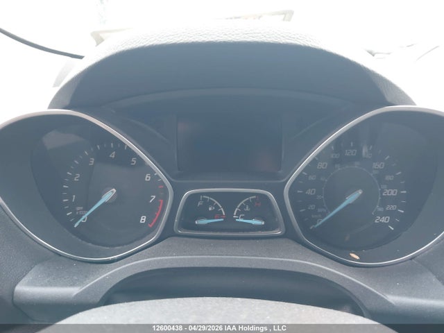 Продажа на аукционе авто 2015 Ford Escape Se, vin: 1FMCU9G93FUA95340, номер лота: 12600438