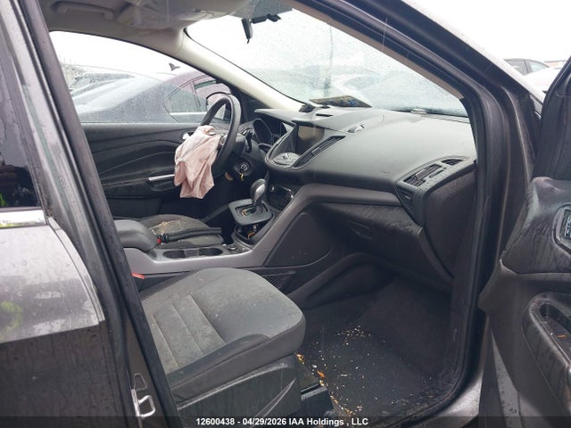Продажа на аукционе авто 2015 Ford Escape Se, vin: 1FMCU9G93FUA95340, номер лота: 12600438