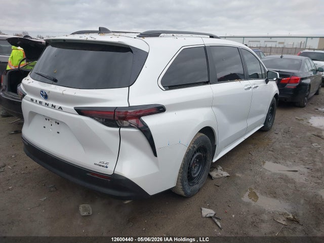 Продаж на аукціоні авто 2024 Toyota Sienna, vin: 5TDGRKEC3RS187957, номер лоту: 12600440