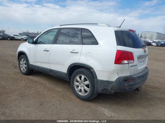 Продажа на аукционе авто 2011 Kia Sorento Lx, vin: 5XYKT3A12BG070749, номер лота: 12600458