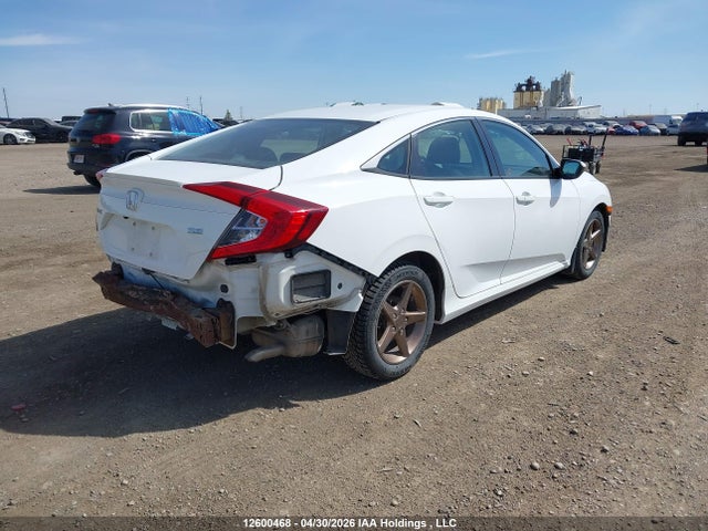 Honda CIVIC SE 2018 2HGFC2F67JH020883 Image 4