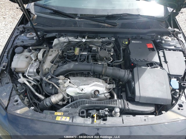 W1K3F4HB3NJ301605 Mercedes-Benz A 250 4matic