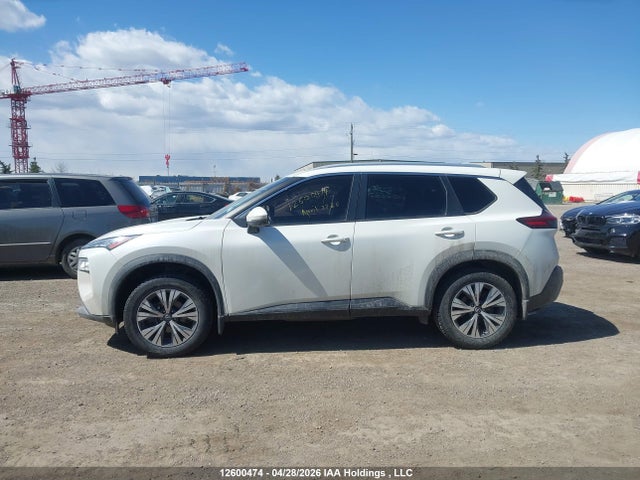 JN8BT3BB9NW330647 Nissan ROGUE SV