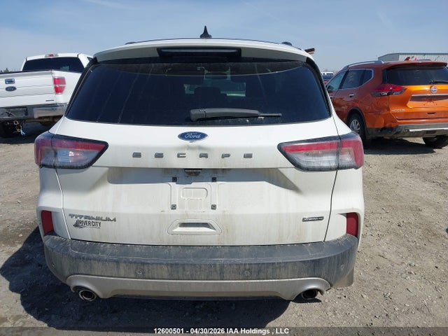12600501 :رقم المزاد ، 1FMCU9DZ2MUA74254 vin ، 2021 Ford Escape Titanium مزاد بيع