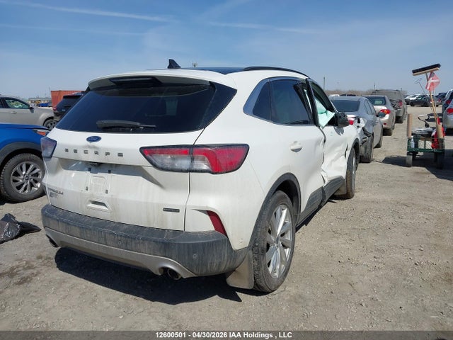 12600501 :رقم المزاد ، 1FMCU9DZ2MUA74254 vin ، 2021 Ford Escape Titanium مزاد بيع