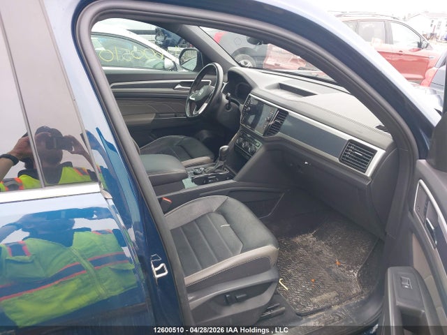 1V2FE2CA3NC216098 Volkswagen Atlas Cross Sport 3.6 Fsi Execline