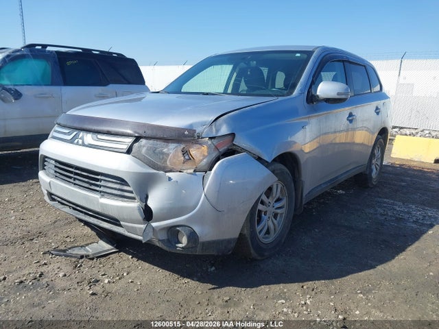 JA4JZ3AX8EZ602312 Mitsubishi Outlander Se