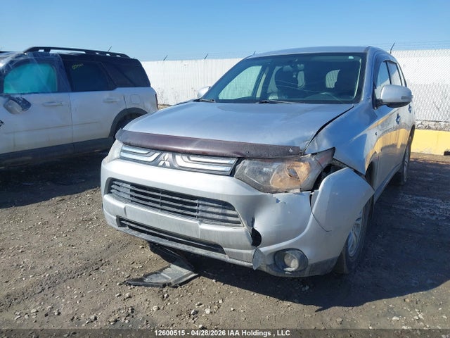 JA4JZ3AX8EZ602312 Mitsubishi Outlander Se