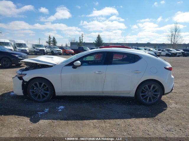 Mazda 3 Premium 2024 JM1BPBMM2R1717598 Image 14