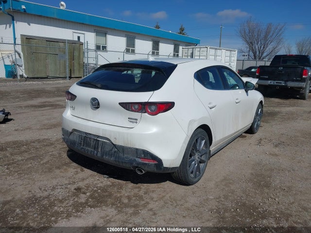 Mazda 3 Premium 2024 JM1BPBMM2R1717598 Image 4
