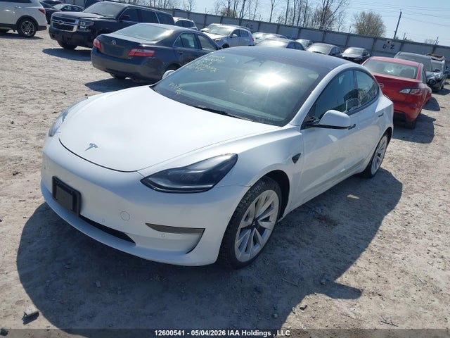 5YJ3E1EB0NF177042 Tesla MODEL 3