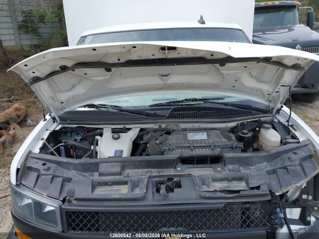 1HA3GTC76NN006393 Chevrolet Express Cutaway Work Van