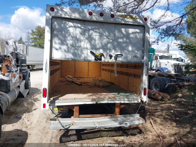 1HA3GTC76NN006393 Chevrolet Express Cutaway Work Van