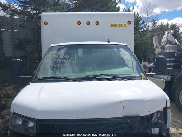 1HA3GTC76NN006393 Chevrolet Express Cutaway Work Van
