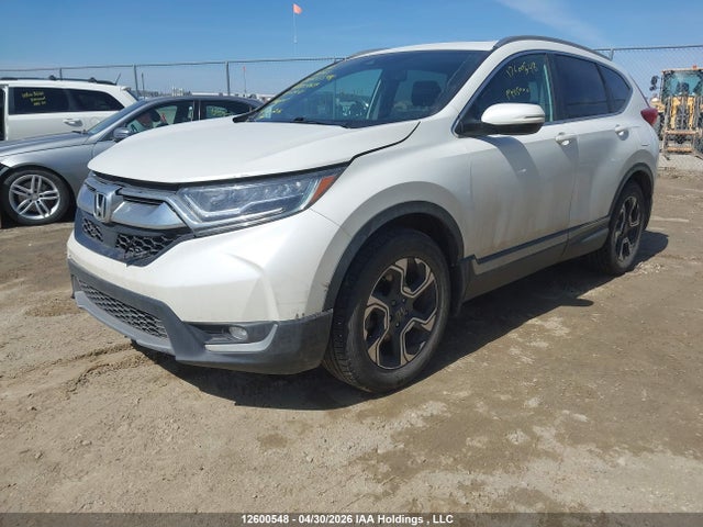 12600548 :رقم المزاد ، 2HKRW2H93JH132467 vin ، 2018 Honda Cr-v Touring مزاد بيع