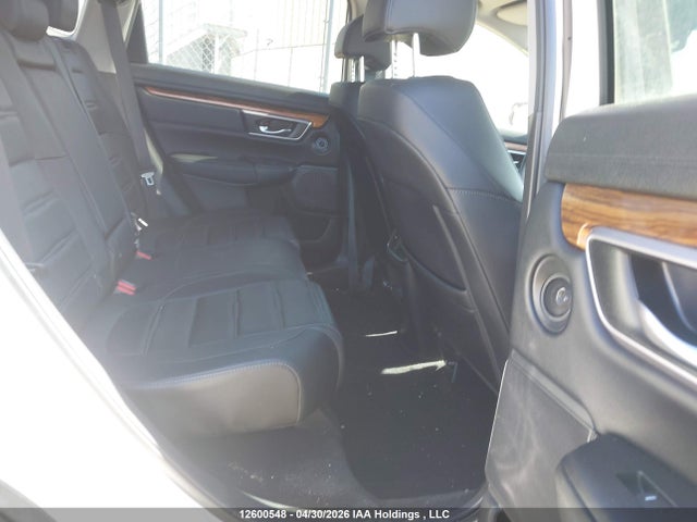 12600548 :رقم المزاد ، 2HKRW2H93JH132467 vin ، 2018 Honda Cr-v Touring مزاد بيع