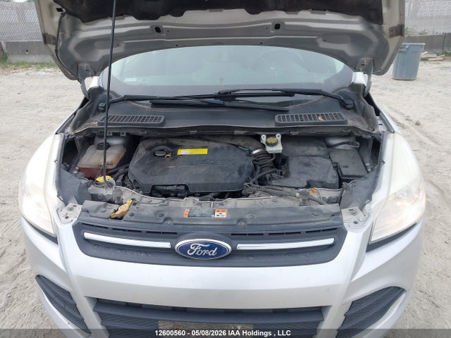 2015 Ford Escape Se მანქანა იყიდება აუქციონზე, vin: 1FMCU0GX0FUC17744, აუქციონის ნომერი: 12600560