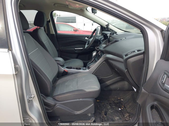 2015 Ford Escape Se მანქანა იყიდება აუქციონზე, vin: 1FMCU0GX0FUC17744, აუქციონის ნომერი: 12600560