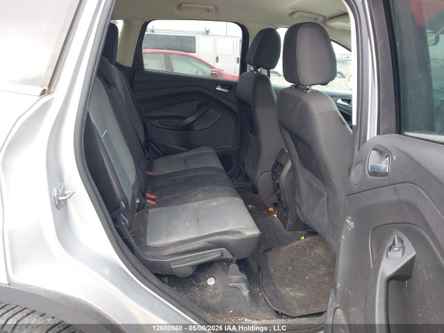 2015 Ford Escape Se მანქანა იყიდება აუქციონზე, vin: 1FMCU0GX0FUC17744, აუქციონის ნომერი: 12600560