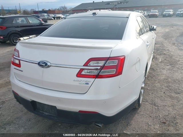 Ford Taurus Limited 2018 1FAHP2J88JG120917 Image 4