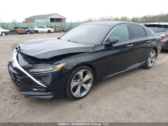 1HGCV1F9XJA803440 Honda Accord Touring