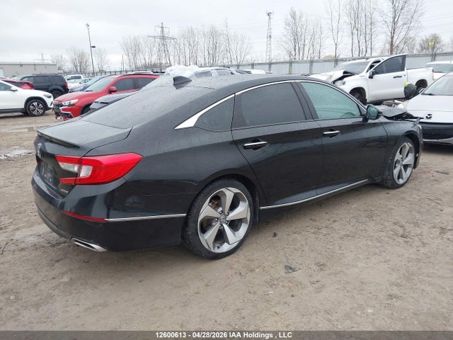 1HGCV1F9XJA803440 Honda Accord Touring