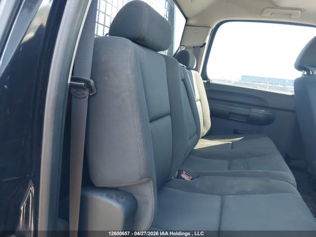 12600657 :رقم المزاد ، 1GT120CG2DF110171 vin ، 2013 Gmc Sierra K2500 Sle مزاد بيع