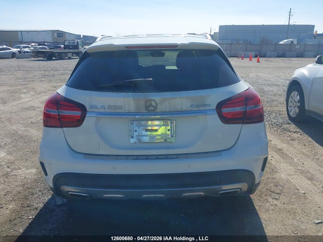 WDCTG4GB9JJ380680 Mercedes-Benz Gla 250 4matic