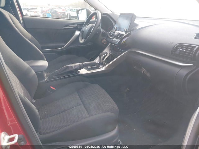 JA4ATUAA5RZ620646 Mitsubishi Eclipse Cross Es