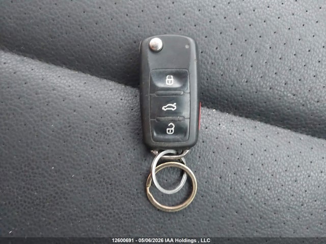 WVGJV7AX0GW529218 Volkswagen Tiguan