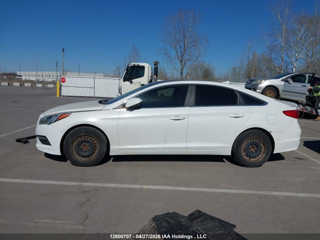 2016 Hyundai Sonata Se მანქანა იყიდება აუქციონზე, vin: 5NPE24AF8GH268754, აუქციონის ნომერი: 12600707