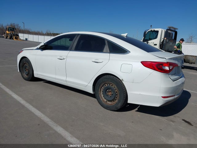 2016 Hyundai Sonata Se მანქანა იყიდება აუქციონზე, vin: 5NPE24AF8GH268754, აუქციონის ნომერი: 12600707