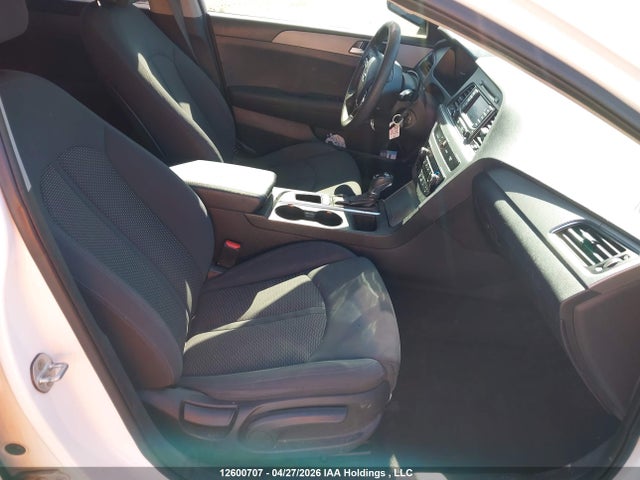 2016 Hyundai Sonata Se მანქანა იყიდება აუქციონზე, vin: 5NPE24AF8GH268754, აუქციონის ნომერი: 12600707