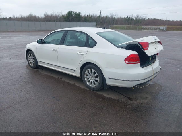 Aukcja sprzedaży 2013 Volkswagen Passat S, vin: 1VWAN7A31DC144357, numer aukcji: 12600719