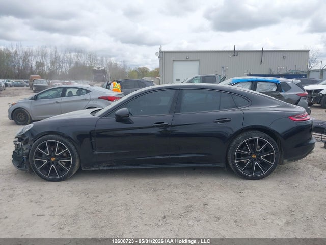 WP0AB2A75JL136873 Porsche Panamera 4s