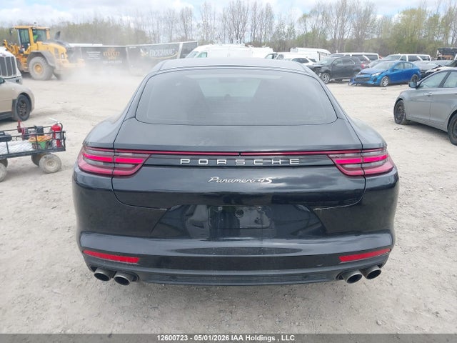 WP0AB2A75JL136873 Porsche Panamera 4s