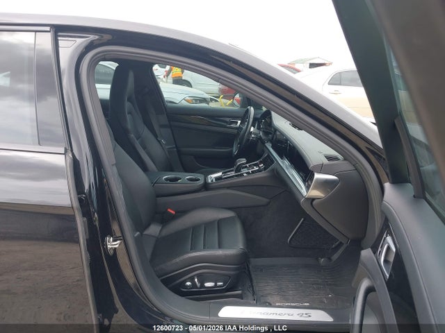WP0AB2A75JL136873 Porsche Panamera 4s