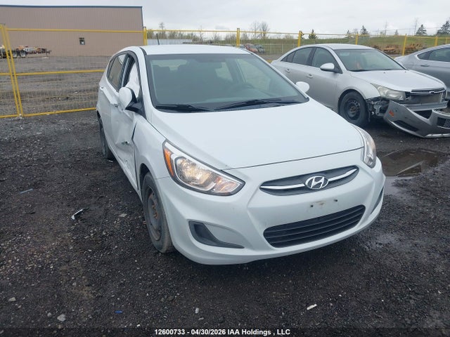 2017 KMHCT5AE7HU360975 main image