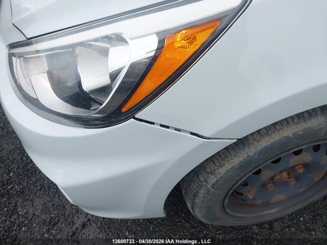 Hyundai ACCENT SE 2017 KMHCT5AE7HU360975 Image 18