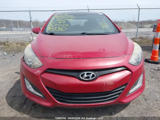 2013 Hyundai Elantra მანქანა იყიდება აუქციონზე, vin: KMHD35LE1DU138279, აუქციონის ნომერი: 12600744