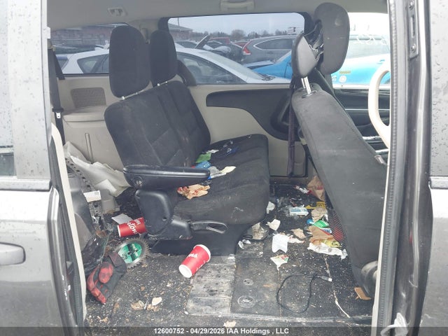 Dodge Grand Caravan Se/sxt 2016 2C4RDGBG2GR275738 Image 8