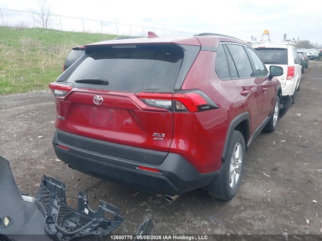 2T3R1RFV1MW195913 Toyota Rav4 Xle