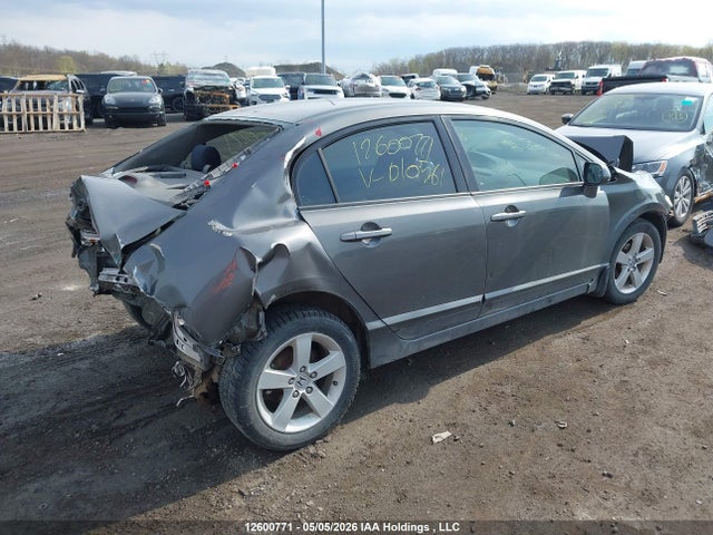 12600771 :رقم المزاد ، 2HGFA1F6XBH010561 vin ، 2011 Honda Civic مزاد بيع