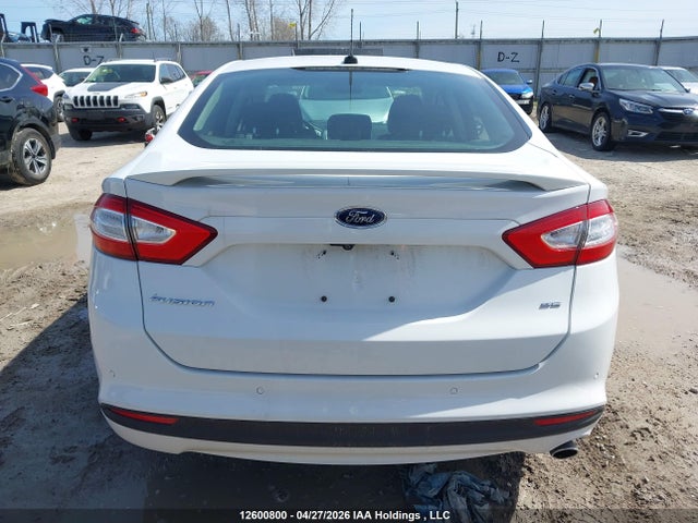 12600800 :رقم المزاد ، 3FA6P0H7XGR334611 vin ، 2016 Ford Fusion Se مزاد بيع