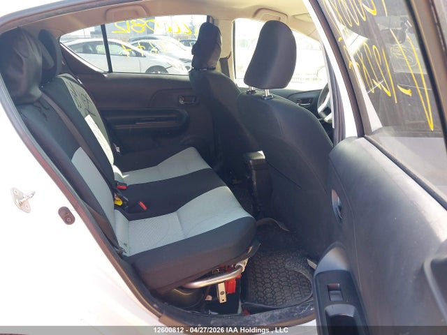 JTDKDTB33G1122877 Toyota PRIUS C