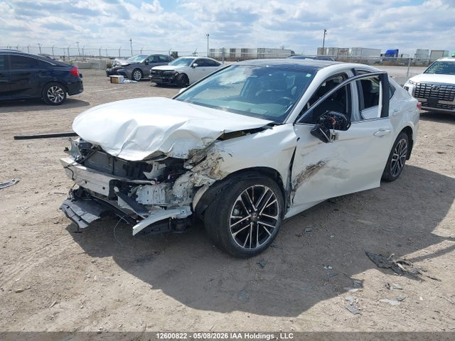 12600822 :رقم المزاد ، 4T1DBADK8SU530513 vin ، 2025 Toyota Camry Xse/xle/le/se مزاد بيع