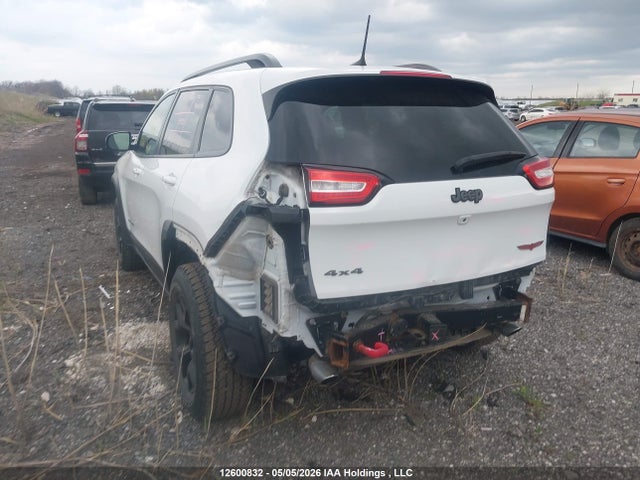 12600832 :رقم المزاد ، 1C4PJMBX3JD523035 vin ، 2018 Jeep Cherokee مزاد بيع