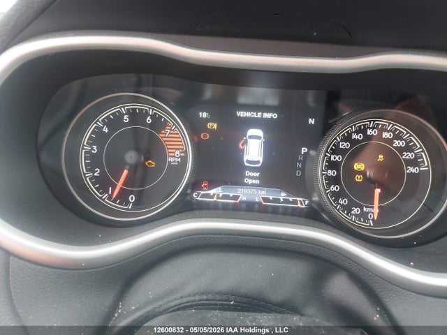 12600832 :رقم المزاد ، 1C4PJMBX3JD523035 vin ، 2018 Jeep Cherokee مزاد بيع